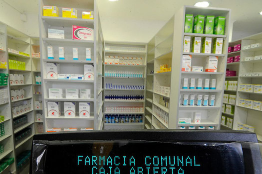 Lee más sobre el artículo Asilfa se reúne con ISP para analizar denuncia de farmacias populares