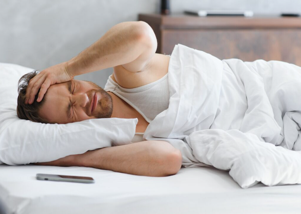 Lee más sobre el artículo Cambio de hora: ¿Cómo abordar sus efectos en la rutina del descanso?